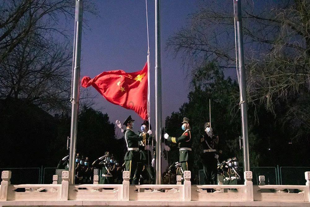 小汽车的太空梦